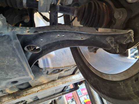 Brazo Suspension Delantero Izquierdo Audi Q3 35 TDI BASICO 149CV 110KW