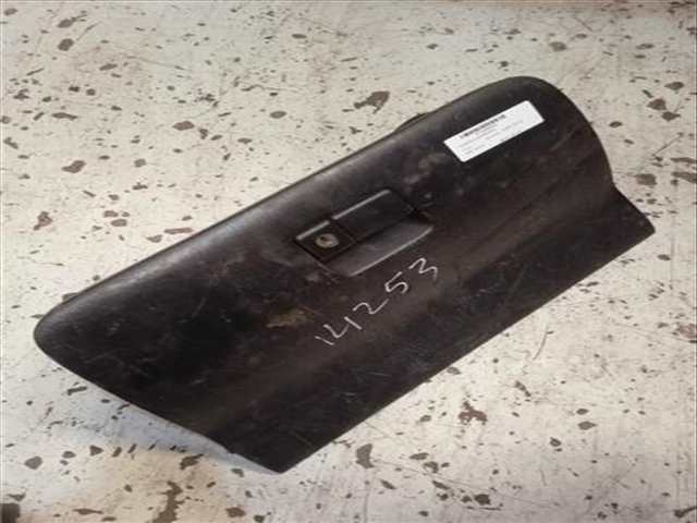 Guantera Toyota Rav4 1800