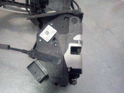 Foto 3ª: Cerradura Puerta Delantera Derecha Ford Focus TITANIUM 125CV 92KW [M1DD] (2015)