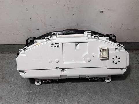 Foto 2ª: Cuadro de Instrumentos Volvo V40 MOMENTUM 114CV 84KW [D4162T] (2015)