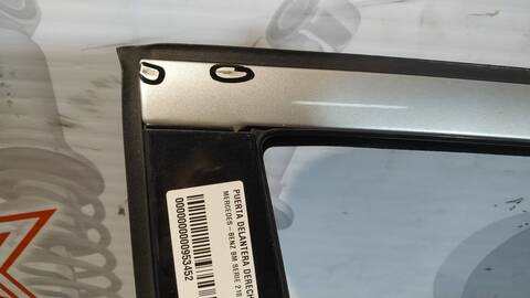 Foto 2ª: Puerta Delantera Derecha Mercedes Clase E 180 300 TD 210.025) BERLINA 177CV 130KW [606962 T] (1999)