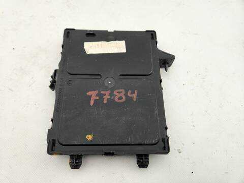 Caja Reles Fusibles Nissan Qashqai ACENTA 140CV 103KW
