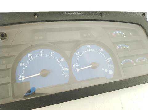 Foto 2ª: Cuadro de Instrumentos Renault Megane VERSION INDEFINIDA (1990)