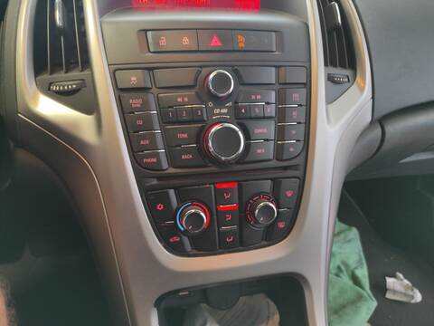 Mando Climatizador Opel Astra A17DTR BERLINA