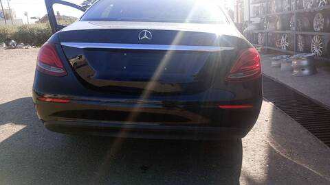 Paragolpes Trasero Mercedes Clase E 180 E 200 D 213.013) 150CV 110KW