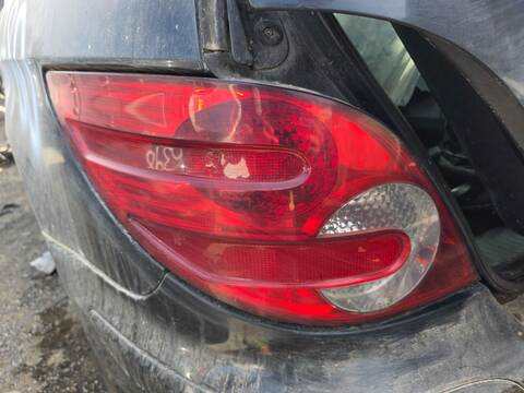 Piloto Trasero Izquierdo Mercedes Clase R 280 OM642950