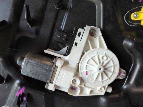 Foto 2ª: Elevalunas Eléctrico Delantero Derecho Fiat Freemont 939B5000 (2016)