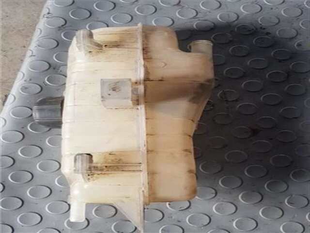 Foto 2ª: Deposito Expansion Renault Megane 1.5 AUTHENTIQUE [1.5 LTR. - 63 KW DCI DIESEL CAT] III BERLINA 5P (2008-_)