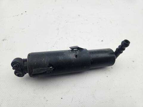 Foto 3ª: Limpia Faro Xenon Audi A4 BASICO 143CV 105KW [CAGA] (2008)