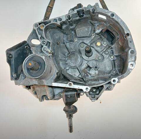 Caja Cambios Renault Clio AUTHENTIQUE 1 DCI DIESEL 82CV