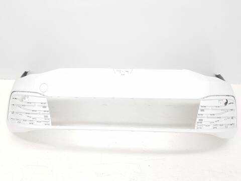 Paragolpes Delantero Volkswagen Golf VERSION INDEFINIDA