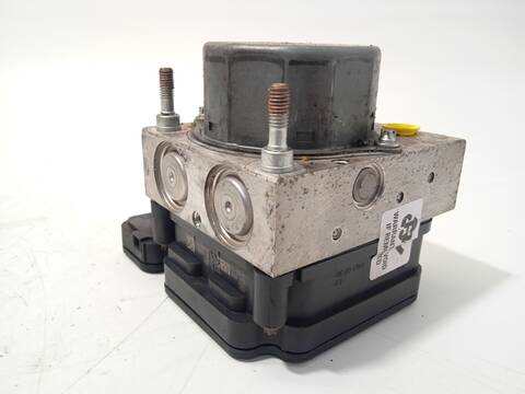 Foto 2ª: Abs Toyota Auris ACTIVE 126CV 93KW (2014)