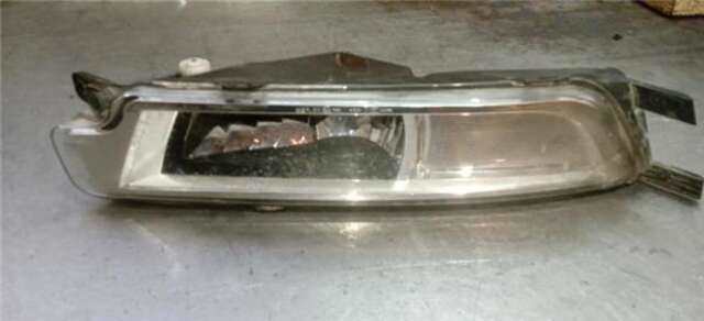 Foto 2ª: Faro Antiniebla Delantero Izquierdo Volkswagen Passat 1.6 BLUEMOTION [1.6 LTR. - 88 KW TDI DPF] [DCX]