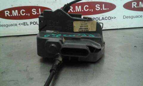 Foto 4ª: Cerradura Puerta Trasera Derecha Renault Megane 1.5 DCI DIESEL BERLINA 82CV 60KW II CLASSIC BERLINA [K9K D7] (2005)