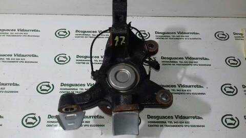 Foto 3ª: Mangueta Delantera Derecha Mercedes Clase V 200 136CV 100KW (2014)