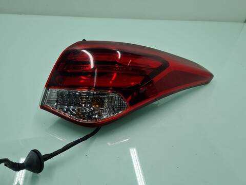 Foto 2ª: Piloto Trasero Derecho Hyundai i40 136CV [D4FD] (2016)