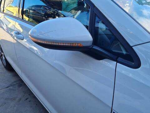 Foto 2ª: Retrovisor Derecho Volkswagen Golf LAST EDITION BM 131CV 96KW [DPB] (2019)