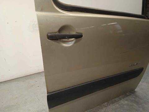 Foto 3ª: Puerta Delantera Derecha Citroen Jumpy HDI 120 L1 FAMILIAR 5/6 ASIENTOS) 120CV 88KW [RHK] (2010)