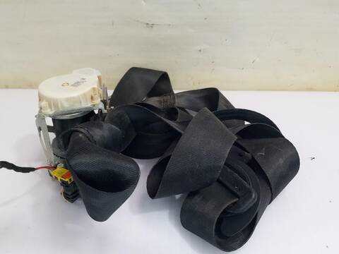 Foto 3ª: Cinturón Trasero Derecho Volkswagen Polo ADVANCE BLUEMOTION 90CV [CUSB] (2014)