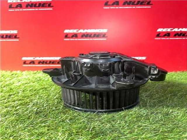 Foto 3ª: Calefacción Ford Transit 2.0 320 L1 TRANSIT TREND [2 0 LTR. - 96 KW TDCI CAT] 131CV [BKFA] (2019)