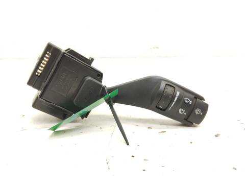 Mando Multifuncion Ford Focus AMBIENTE D) BERLINA 115CV 85KW