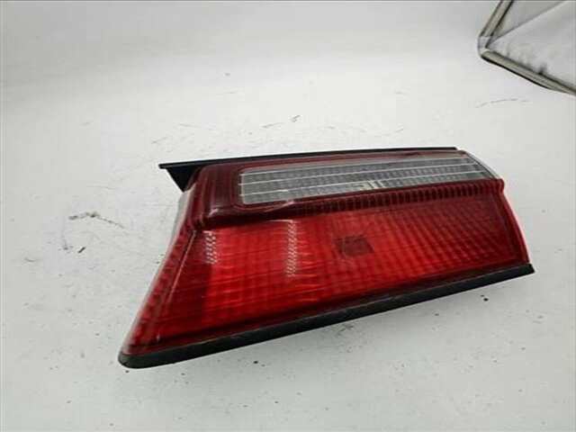 Foto 2ª: Piloto Portón Derecho Nissan Almera 1.6 SLX [1.6 LTR. - 73 KW 16V CAT] [GA16]