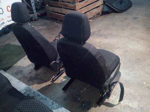 Foto 4ª: Asientos Traseros Opel Astra SELECTIVE START/STOP 110CV 81KW [B16DTE] (2016)