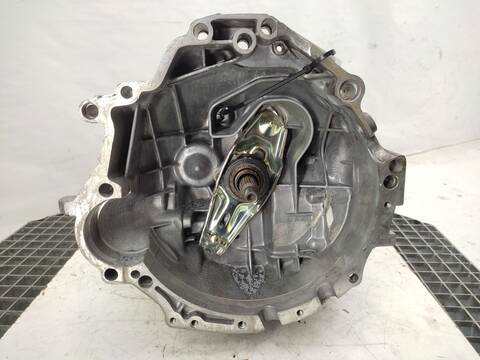 Foto 2ª: Caja Cambios Audi A4 2.6 V6 CAT ABC) BERLINA 150CV 110KW (1994)