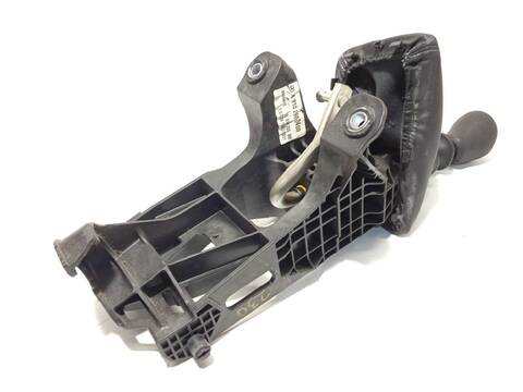 Foto 4ª: Palanca de Cambio Mercedes Sprinter 211/214 CDI FWD L1 910.621) 143CV 105KW FURGON [651958] (2021)