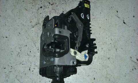 Foto 2ª: Cerradura Puerta Delantera Derecha Mercedes Vito 2.1 CDI CAT 163CV 120KW (2015)