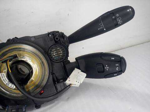 Foto 3ª: Mando Multifuncion Peugeot 3008 STYLE 114CV (2009)