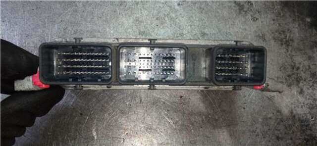 Foto 3ª: Centralita Motor ECU Renault Clio 1.4 16V [K4J780]