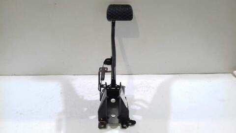 Foto 2ª: Pedal Freno Mercedes Vito 114/116 CDI 119 CDI/BT 4MATIC EXTRALANG 447.605) 136CV 100KW (2014)