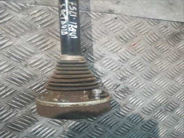 Foto 2ª: Transmision Delantera Izquierda Skoda Octavia ACTIVE 105CV 77KW [CLH] (2015)