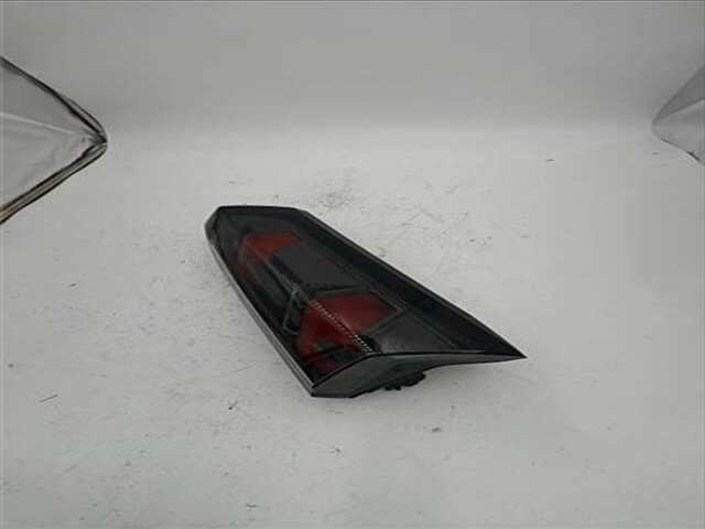 Foto 3ª: Piloto Portón Derecho Peugeot 2008 1.5 ALLURE [1.5 LTR. - 81 KW BLUE-HDI FAP] [YHS / DV5RCE]