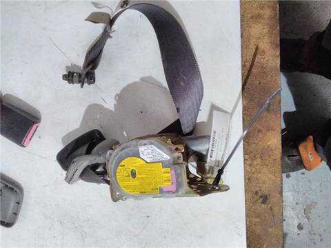 Cinturón Delantero Derecho Toyota Rav4 2.0 D4D