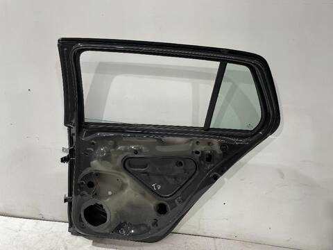 Foto 2ª: Puerta Trasera Derecha Volkswagen Golf COMFORTLINE BLUEMOTION AUT. 150CV (2013)