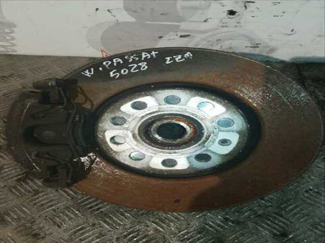 Foto 2ª: Mangueta Delantera Izquierda Volkswagen Passat SPORTLINE BERLINA 140CV 103KW [BKP] (2009)