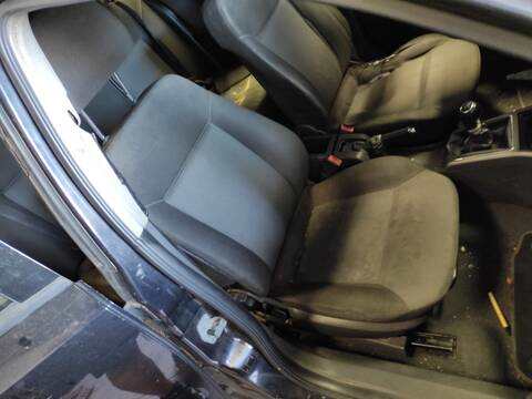 Asiento Delantero Derecho Opel Astra Z17DTL BERLINA