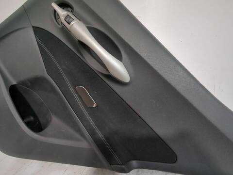 Foto 3ª: Tapizados Cartoneras Toyota Auris 1.33 DUAL-VVTI NRE150_) 101CV [1NR-FE] (2006)