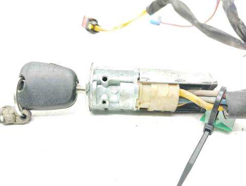 Foto 4ª: Motor de Arranque Peugeot Partner UNIVERSAL STUDIOS PORT AVENTURA 90CV 66KW [RHY] (2002)