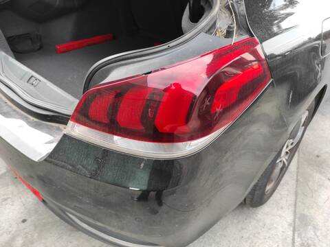Piloto Trasero Derecho Peugeot 508 AH02