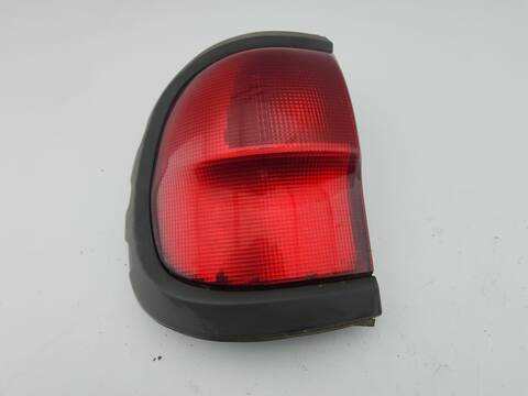 Foto 2ª: Piloto Trasero Izquierdo Nissan Terrano SR 3-PTAS.) 125CV 92KW [TD27TI] (2007)