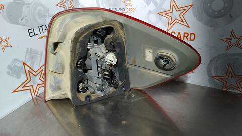 Foto 3ª: Piloto Trasero Izquierdo Mercedes Clase ML 300 3.0 CDI W164) 224CV 165KW AUT. OM642 [OM642940] (2006)