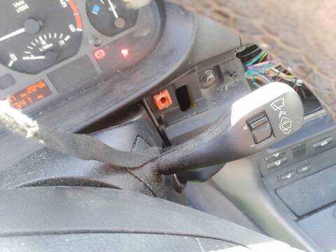 Foto 2ª: Mando Multifuncion Bmw Serie 3 315 320 I BERLINA 150CV 110KW [204D4] (2004)