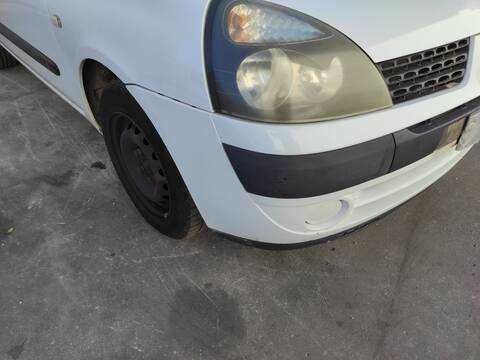 Foto 2ª: Paragolpes Delantero Renault Clio D7F720 (2003)