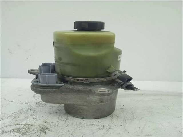 Foto 2ª: Bomba de Direccion Ford Focus 1.6 TDCI CAT BERLINA 109CV 80KW [G8DB] (2009)