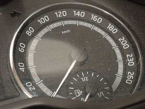 Foto 3ª: Cuadro de Instrumentos Skoda Octavia 2.0 TDI 150CV 110KW [CRMB] (2015)