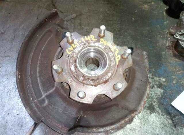 Mangueta Delantera Izquierda Mitsubishi Montero 3.2 D 4WD (V78W. V68W)