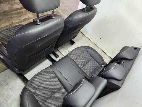 Foto 3ª: Asientos Traseros Kia Xceed DRIVE 160CV 118KW [G4LK] (2022)